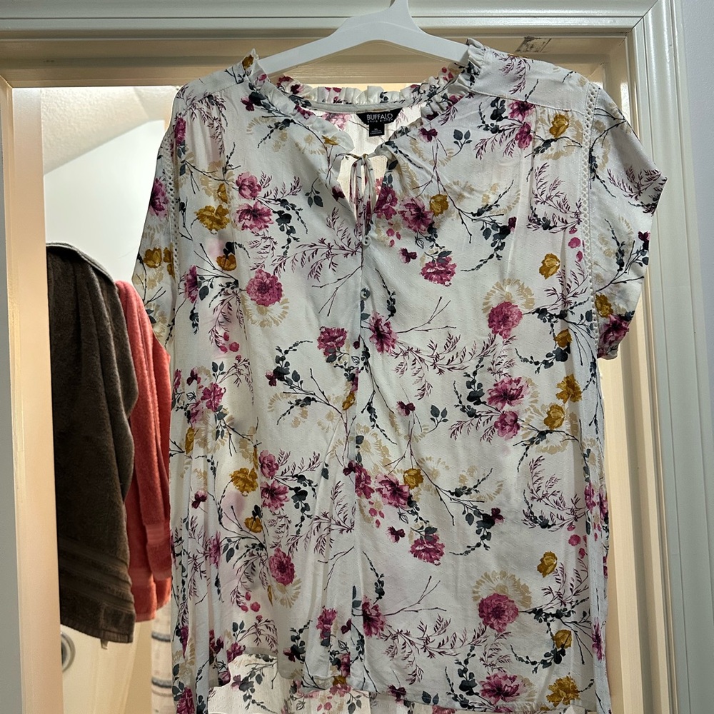 Buffalo David Bitton Pink Floral Blouse with Tie Front
